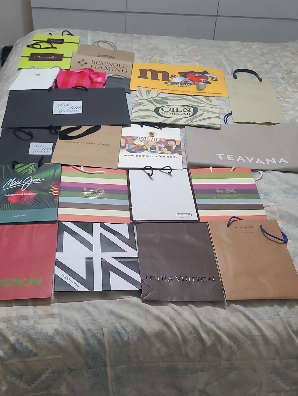 LOT OF 22 Assorted Designer Bags LOUIS VUITTON, COACH AND MORE
